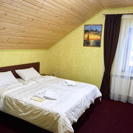Sytikland Hotel Yavoriv  Eksteriør billede