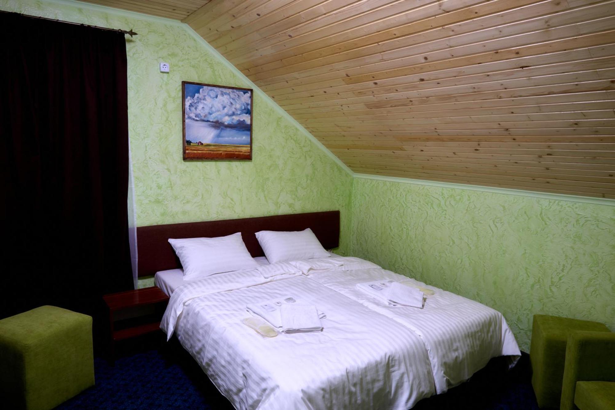Sytikland Hotel Yavoriv  Eksteriør billede